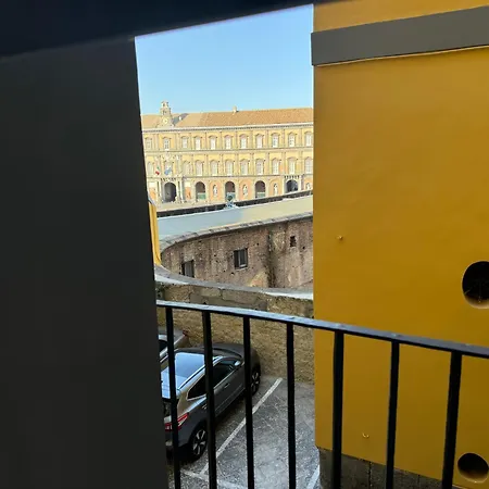 Parthenope House Неаполь